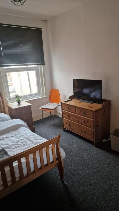 Mike'S Homestay Eastleigh Luaran gambar