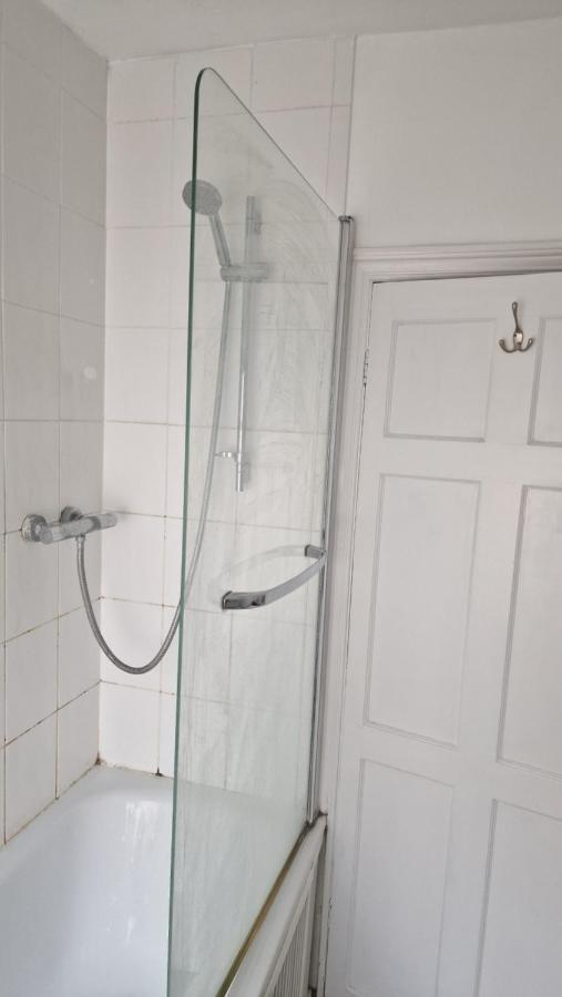 Mike'S Homestay Eastleigh Luaran gambar